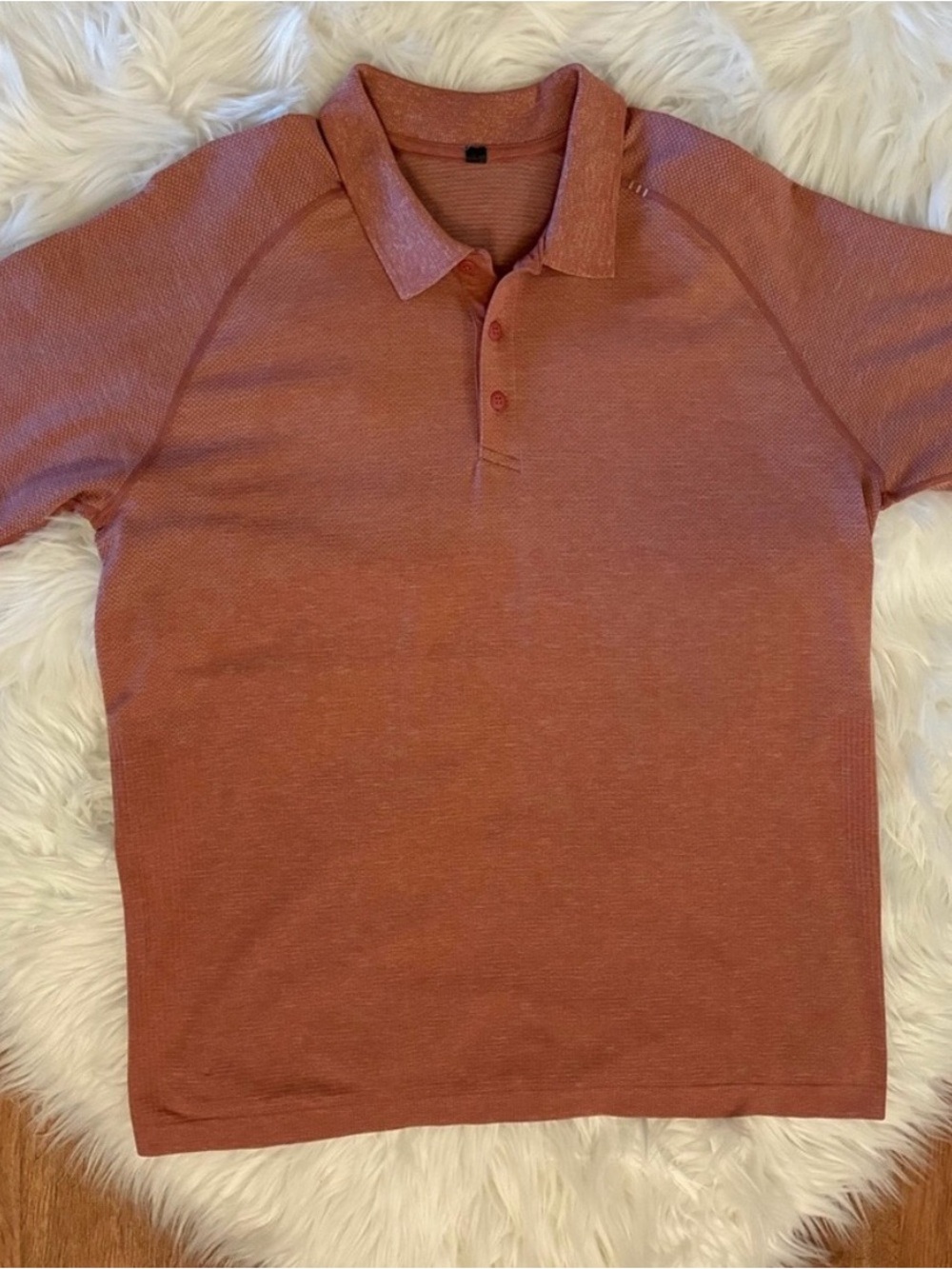 Lululemon Metal Vent Tech Polo 2.0 XL
Cosmic Shift Smokey Red White Chalky Rose